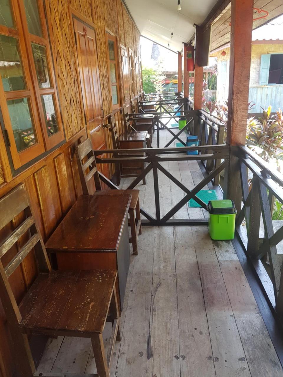 Lattanavongsa Guesthouse And Bungalows Muang Ngoi Dış mekan fotoğraf
