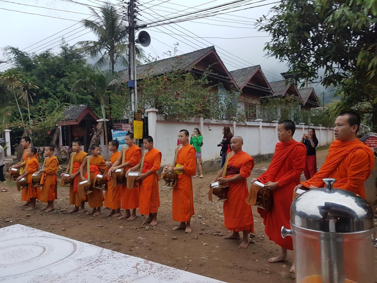 Lattanavongsa Guesthouse And Bungalows Muang Ngoi Dış mekan fotoğraf